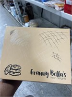 GRANNY BELLA'S BROWNIES