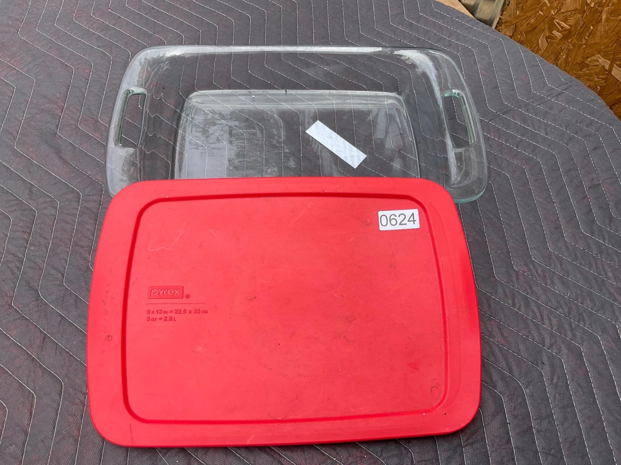 Pyrex Baking Dish with cover