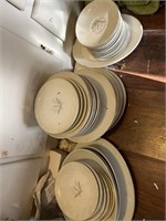 Eight (possibly 12) piece KAYSONS fine China from