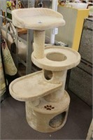 CARPETED CAT TREE