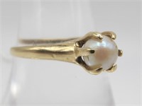 SWEET PEARL AND 14KT GOLD RING SZ 7 1/2 $600 VALUE