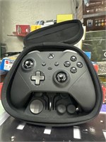 Xbox One Elite Controller With Charging Case