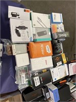 1 LOT FLAT OF ASST ELECTRONIC ITEMS: GENERIC XBOX