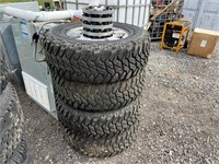 Chevy 8 Bolt Wheels w/ Mud Tires