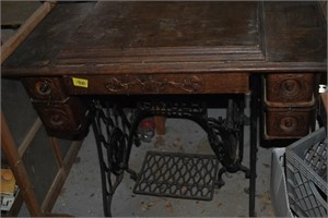 singer sewing machine and table