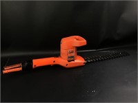 Black & Decker Shrub & Hedge Trimmer