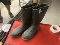 size 11 rubber boots