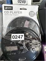 GPX CD PLAYER WITH RADIO