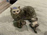 Ceramic cat and kitten