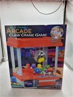 Arcade claw crane game