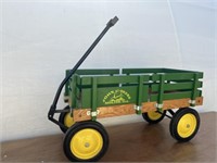 John Deere Wagon