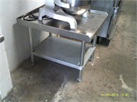 30"X24" Stainless Equipment Stand