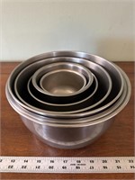 (7) aluminum mixing bowls