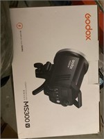 Godox MS300V studio flash strobe