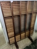 SLOTTED CABINET