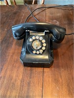 Vintage/Retro Rotary Phone