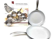 (2) Green Pans & Stainless Steel Measuring Set