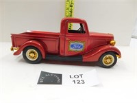 DIECAST SOLIDO 1934 FORD PICK UP  1:19 SCALE