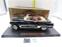 DIECAST ROAD LEDGENDS 1949 CADILLAC 1:18 SCALE