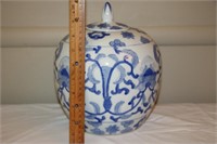 Rare Vintage Chinese Blue & White Ginger Jar