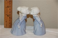 Pair of Lefton Kissing Angels