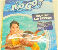 New Inflatable Arm Bands for Swimming