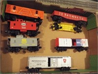 (5) Lionel train cars and (1) K-Line including