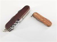 Lot of 2 pocket knives with wood casing
