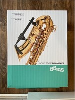 Staggg alto saxophone wall mount