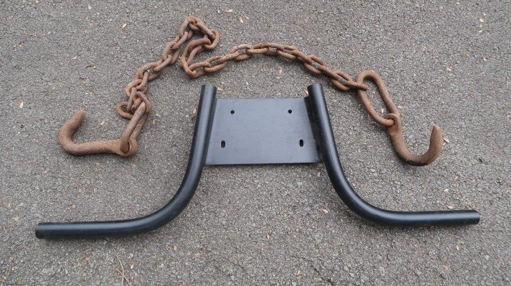 Chain w/Hook & Metal Attachment