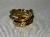 18k Gold Diamond Accent Ring