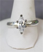 Size 8 Sterling Ring