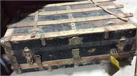 ANTIQUE TRUNK LOW PROFILE 36"X20" X14"  TALL