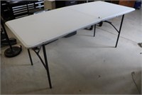 6' Folding Poly Tables