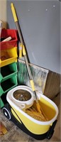 MOP BUCKET