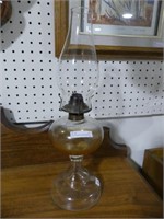 CLEAR PRESSED GLASS PEDESTAL OIL LAMP