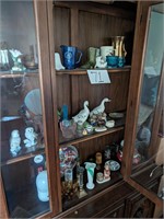 Collection of Assorted Decorative Pieces