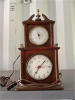 Vintage two tier table top/ mantle  clock -