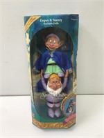 Snow White - Dopey & Sneezy Stackable Dolls