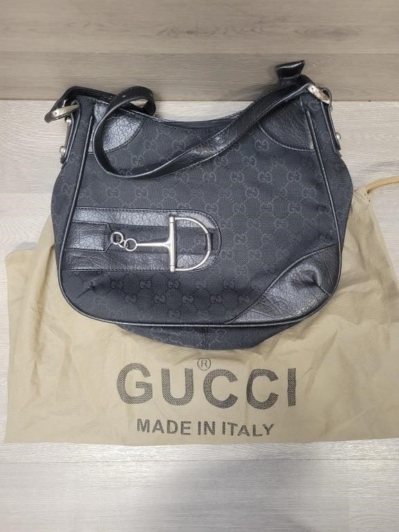 Gucci Black Purse w/ Dust Bag