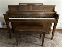 Henry Miller piano & piano bench