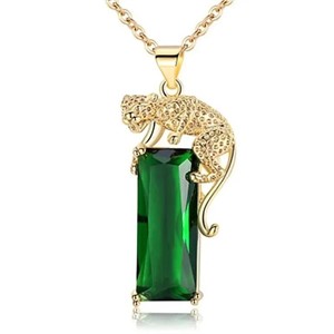 Gold Plated Alloy Inlaid Glass Crystal necklace