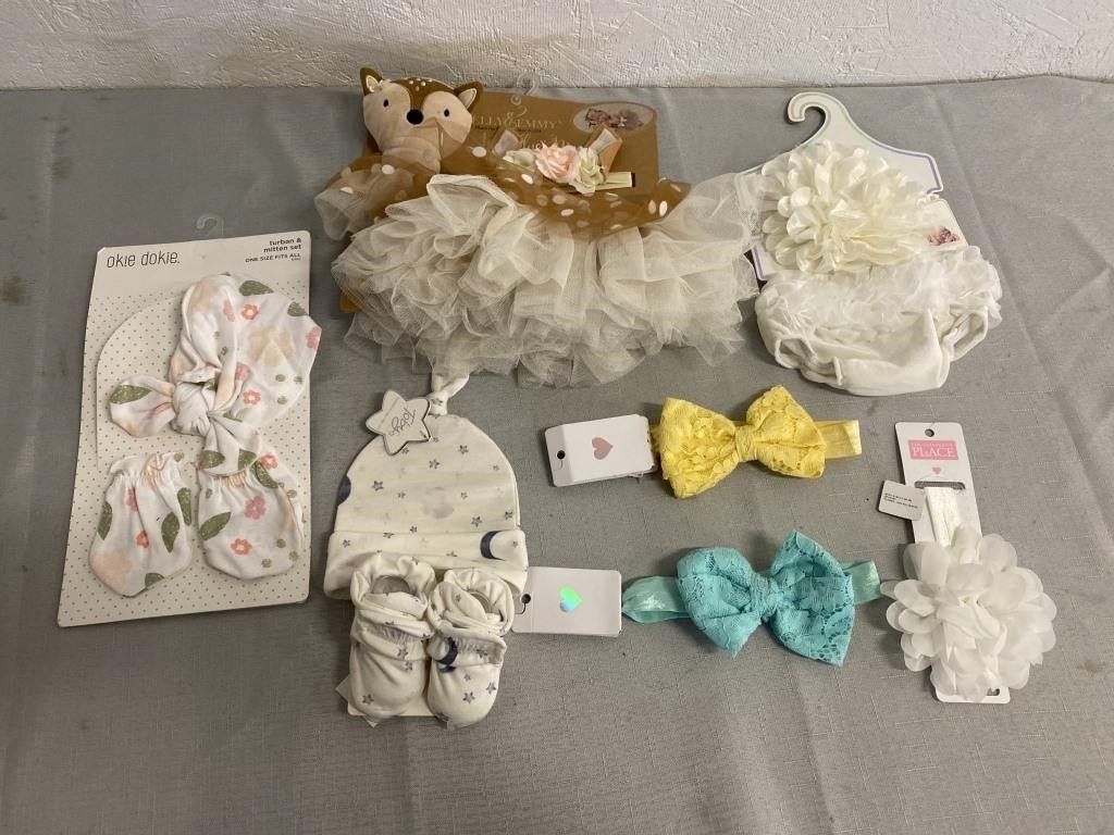 7 Newborn Clothing Items/Accessories NWT