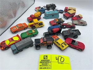 LARGE GROUP OF MISC VINTAGE TOY CARS