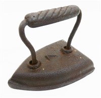 Vintage #7 Cast Iron Iron