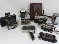 Lot de caméras vintage + étui et son contenu