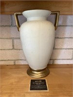Replica Vase, Light Weight, Matte Finish