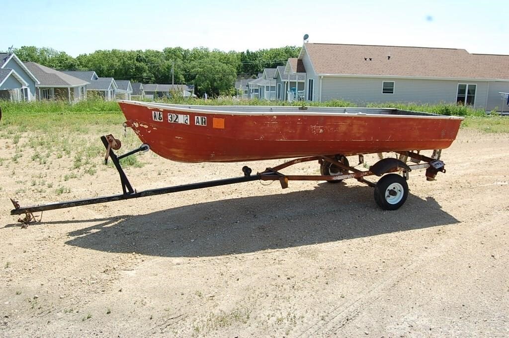 10 Aluminum V Bottom Boat on Trailer