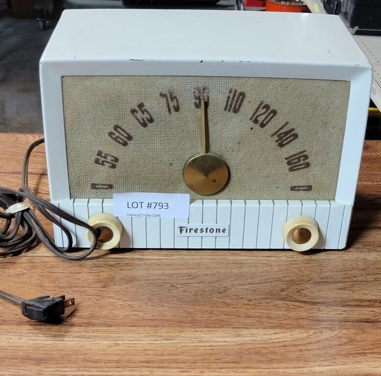 WHITE WOOD FIRESTONE VTG. ELECTRIC RADIO