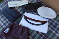 Ladies Wallets & Clutches